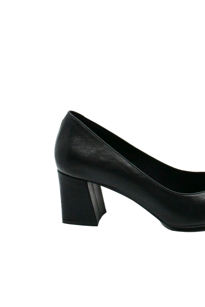 Imagine Pantofi negri din piele naturală, cu toc bloc și vârf ascuțit GOR24170