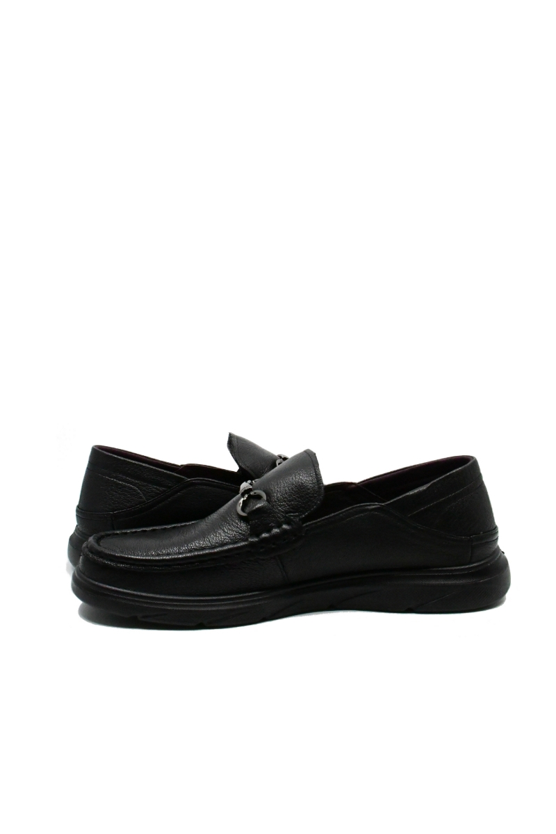 Imagine Mocasini negri din piele naturală moale, cu lanț decorativ FNX93793