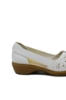 Imagine Mocasini damă din piele naturală albi, cu model floral RIK41356-80