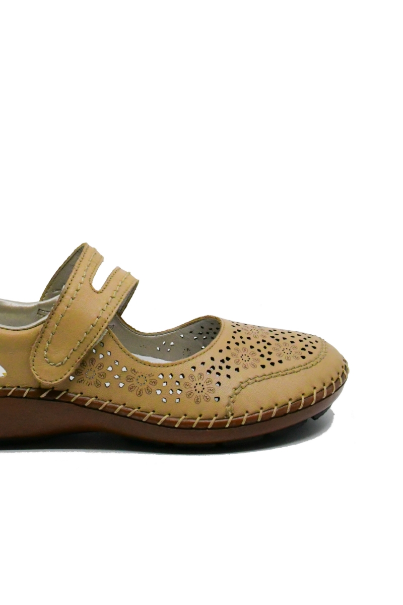 Imagine Pantofi cu baretă bej din piele naturală cu model perforat RIK44875-60