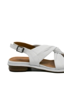 Imagine Sandale cu twist, albe, din piele naturală MIR445
