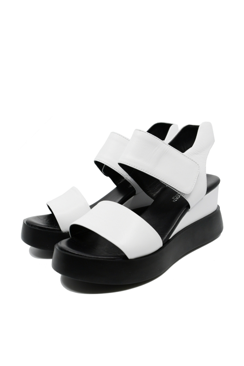 Imagine Sandale damă wedge albe din piele naturală GOR840
