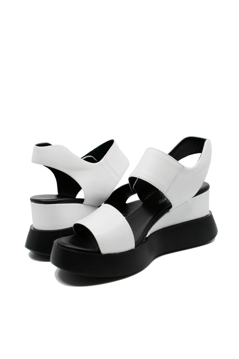 Imagine Sandale damă wedge albe din piele naturală GOR840