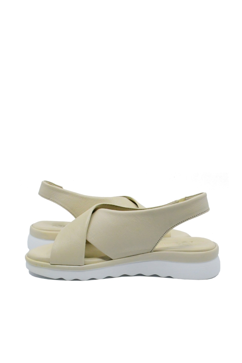 Imagine Sandale bej confortabile din piele naturală