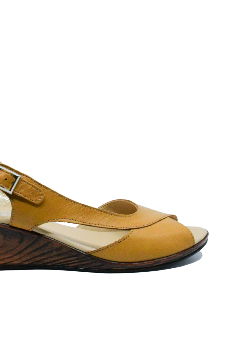 Imagine Sandale damă galben-maronii din piele naturală PRG484