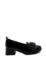 Imagine Pantofi damă cu buchet de ciucuri decorativi, negri, din lac FLO613