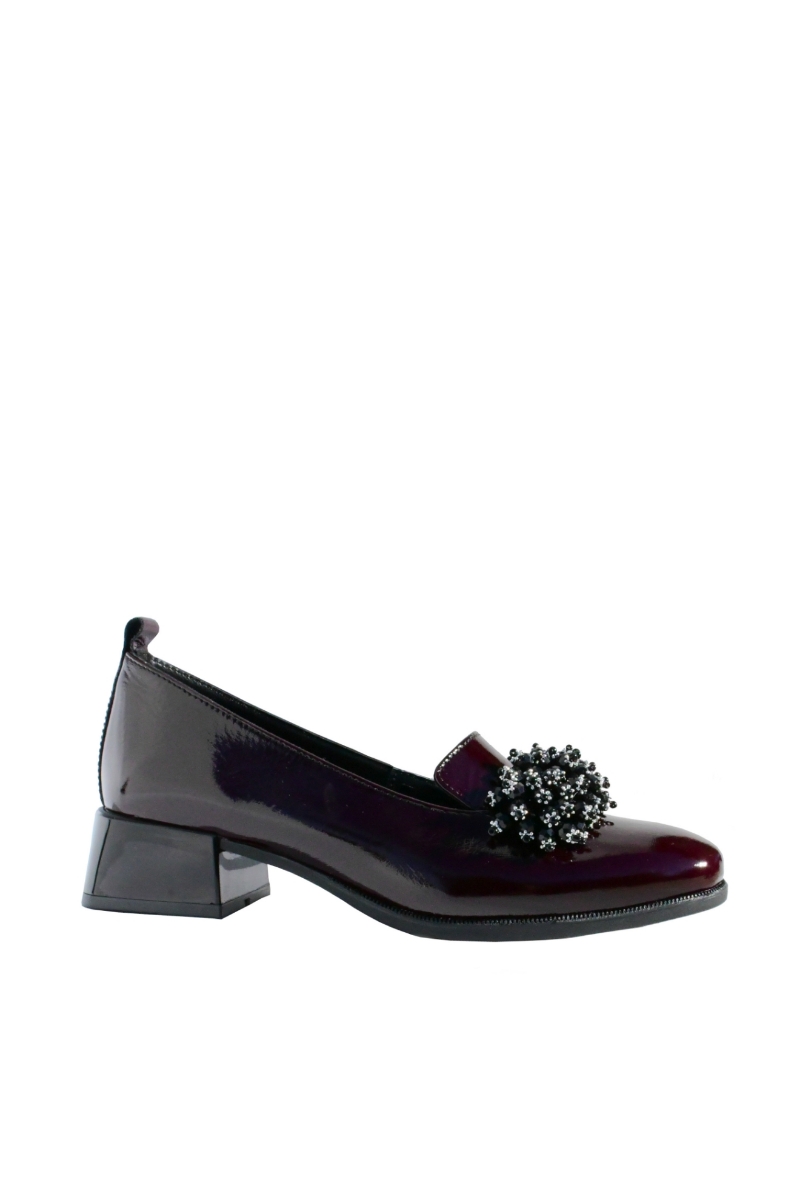 Imagine Pantofi damă cu buchet de ciucuri decorativi, vișinii, din lac FLO613
