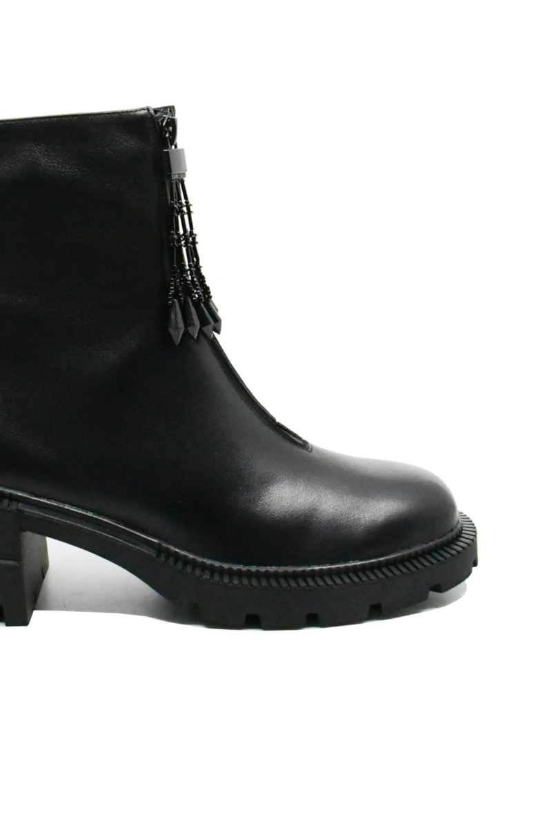 Imagine Botine damă cu fermoar în față și ciucure, negre, din piele naturală FNX2946