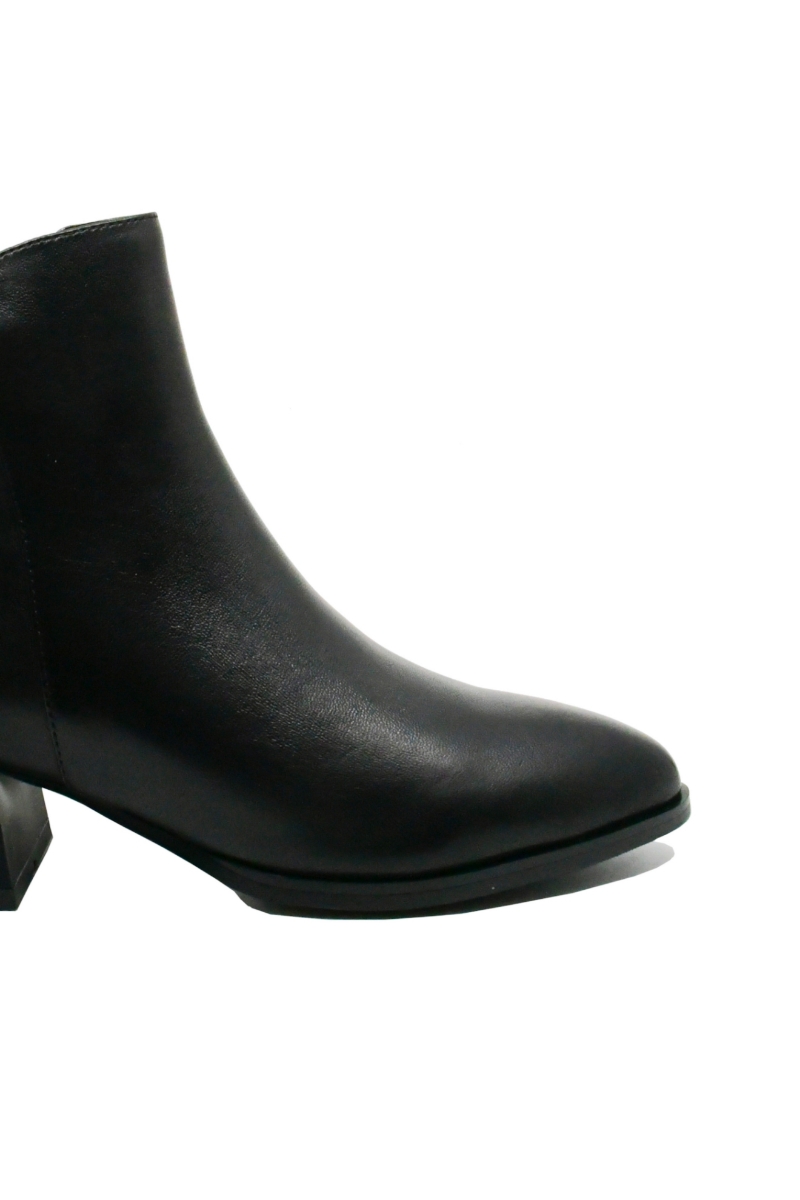 Imagine Botine damă cu toc masiv pătrat, negre, din piele naturală FNX21346