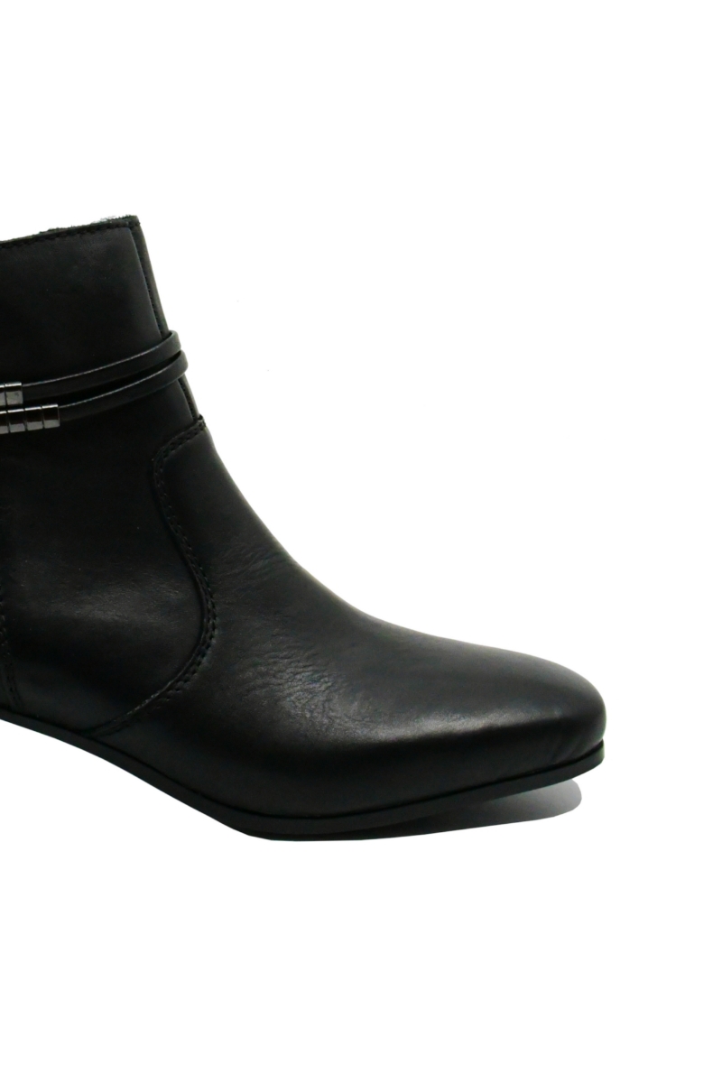 Imagine Botine negre din piele naturală, cu vârf pătrat și toc bloc RIK70973-00