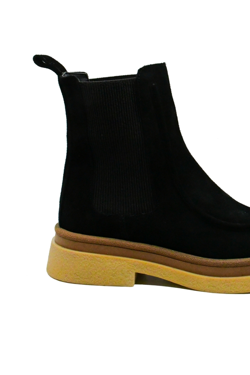 Imagine Ghete negre din piele întoarsă cu talpă contrast CASP1311