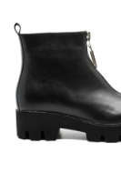 Imagine Ghete damă cu fermoar în față, negre din piele naturală FLO399