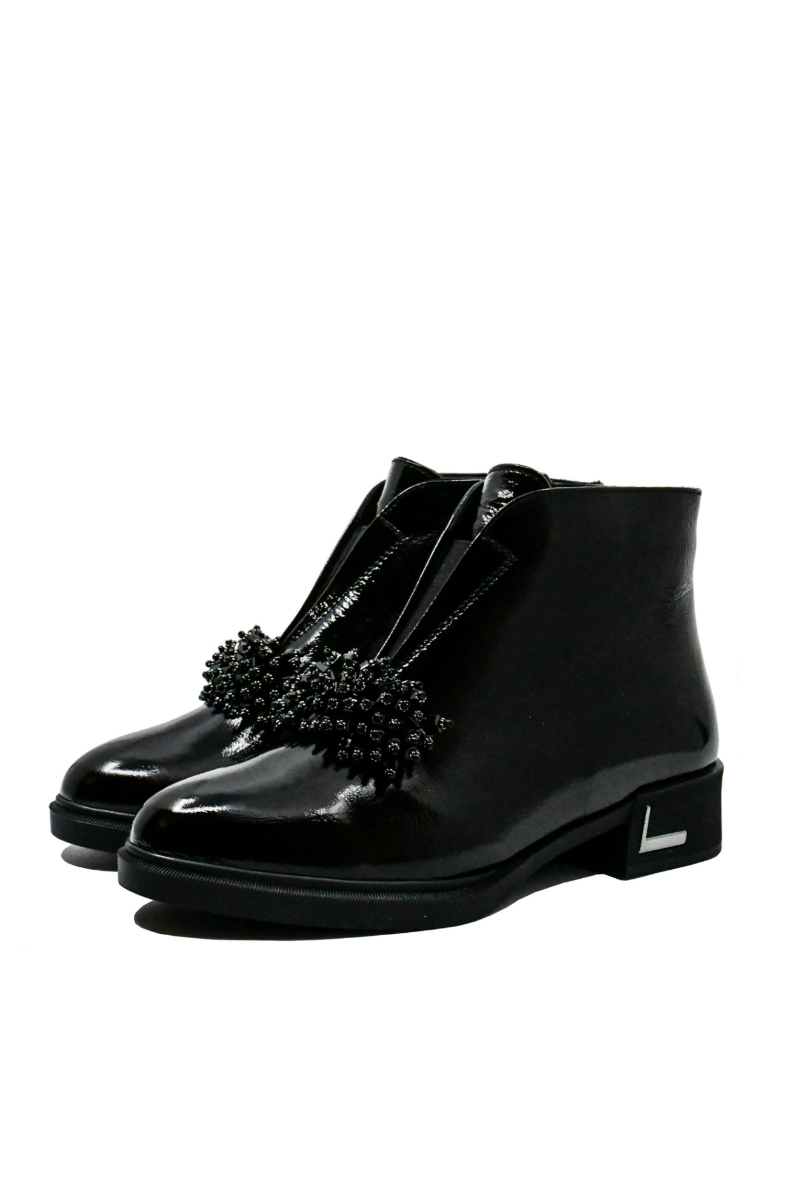 Imagine Botine damă cu buchet de ciucuri, negre din lac