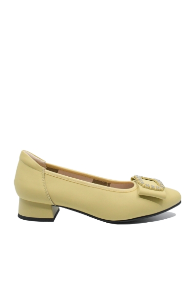 Imagine Pantofi damă cu aplicație cu ștrasuri, light yellow, din piele naturală FNX5598