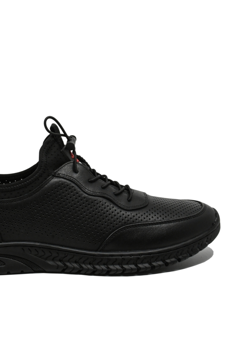 Imagine Pantofi sport negri, perforați, din piele naturală OTR640020