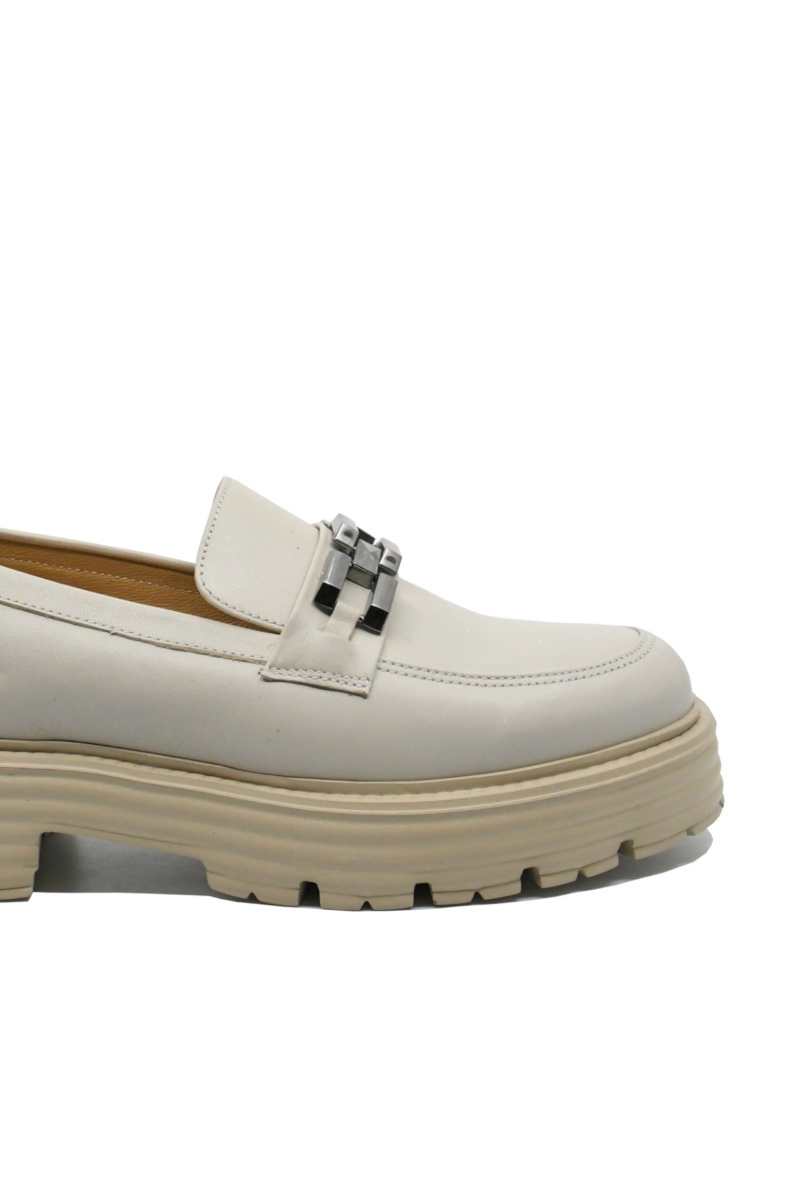 Imagine Loaferi damă la modă bej din piele naturală CASP44192