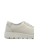 Imagine Pantofi damă casual bej din piele naturală cu aspect perforat CASP25210