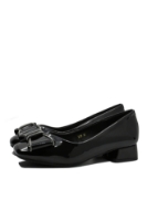 Imagine Pantofi damă black din lac, cu aplicație fundiță FNX8129