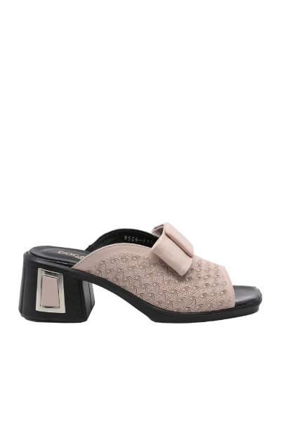 Imagine Saboți roz pudră din piele naturală cu fundiță și model floral MIR9506