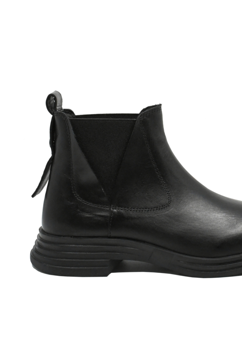 Imagine Ghete joase model Chelsea negre din piele naturală MIR6403N