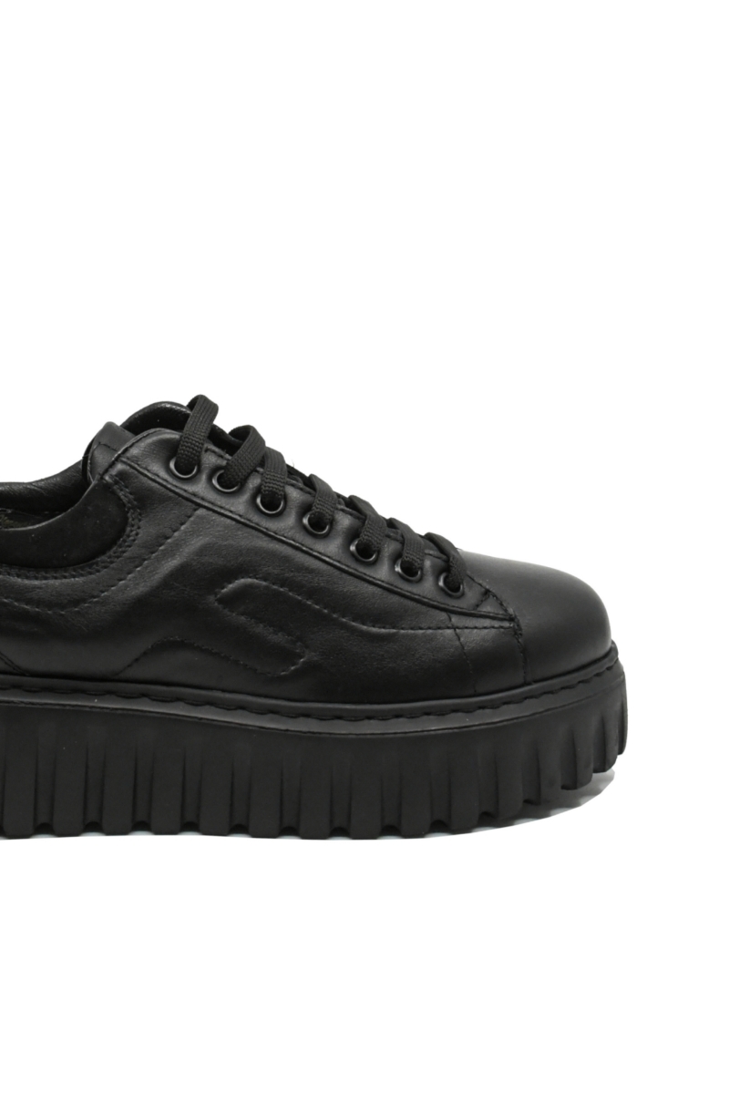 Imagine Pantofi damă cu platformă, negri, din piele naturală FLO607N