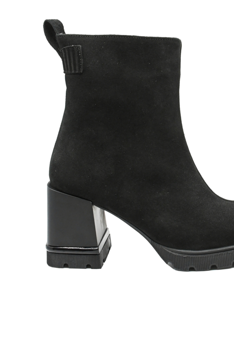 Imagine Botine damă negre, din piele întoarsă, cu talpa înaltă GOR4324NV
