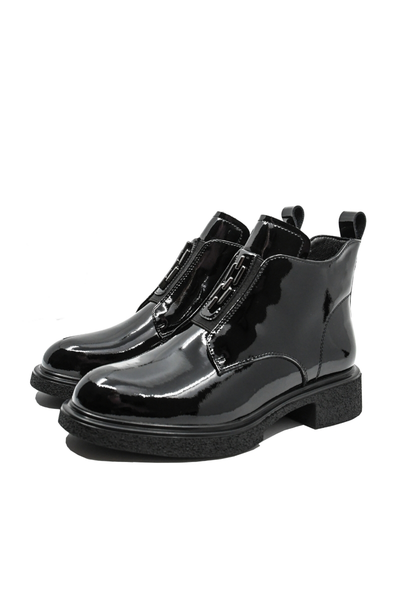 Imagine Botine joase negre din lac, cu model lanț OTR50007NL