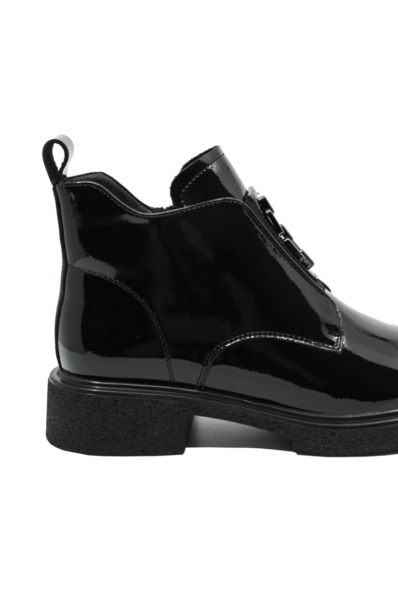 Imagine Botine joase negre din lac, cu model lanț OTR50007NL
