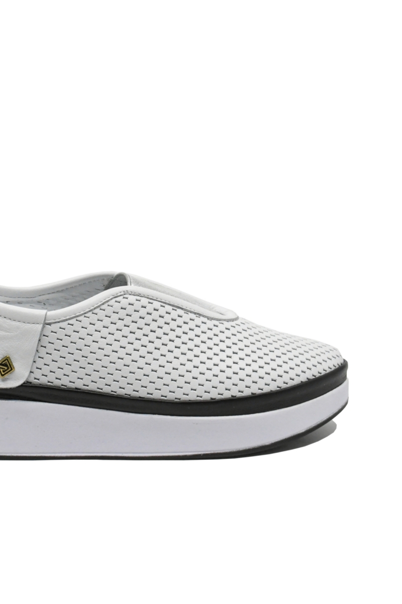 Imagine Pantofi anatomici Bio Flex, albi, din piele naturală cu perforații MIR31-106