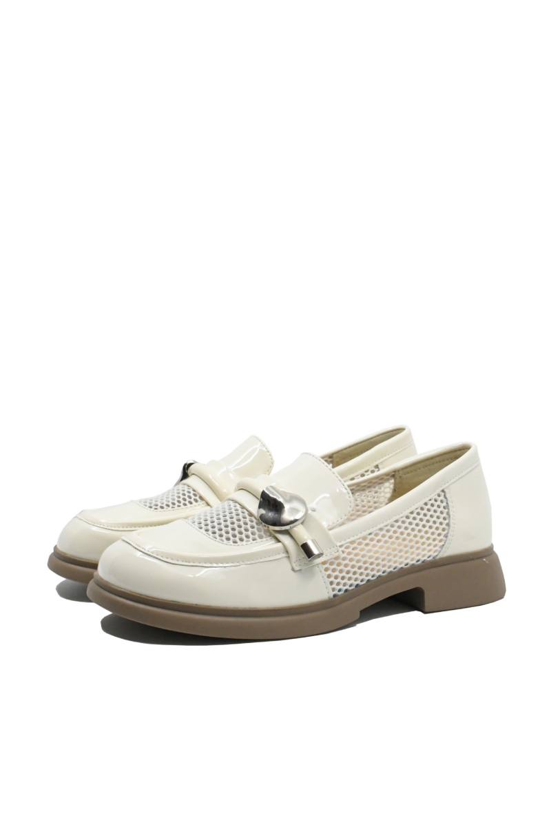 Imagine Pantofi chic stil loafer crem din lac cu inserții de plasă FNX58019