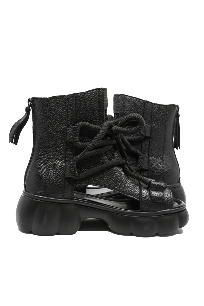 Imagine Ghete de vară cu decupaje, negre, din piele naturală OTR60005
