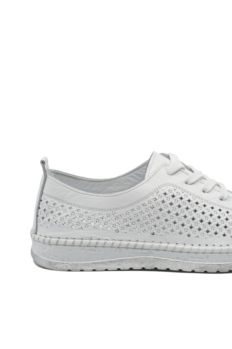 Imagine Pantofi casual damă albi din piele naturală cu perforații GORD74-405
