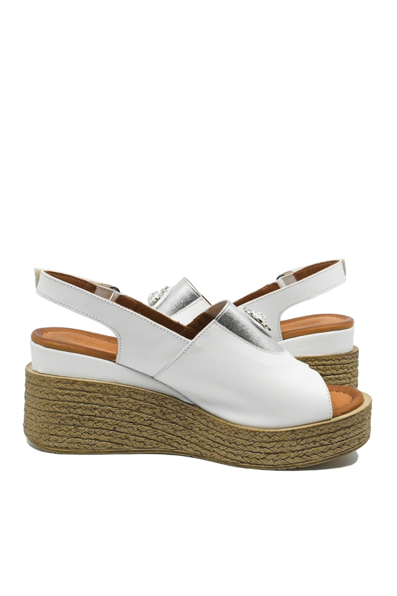 Imagine Sandale damă wedge, albe din piele naturală, cu aplicație buburuză MIR11003