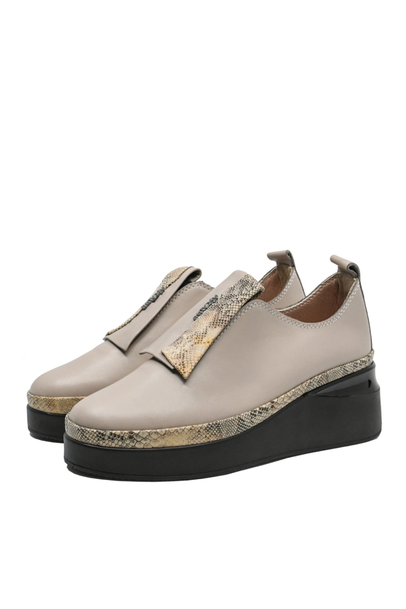 Imagine Pantofi slip-on cu talpa înaltă, bej din piele naturală MIR242325