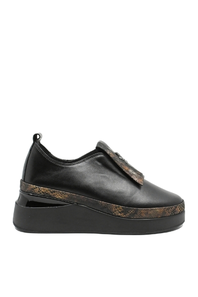 Imagine Pantofi slip-on cu talpa înaltă, negri din piele naturală MIR242325