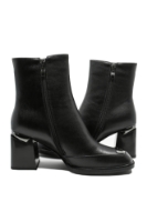 Imagine Botine damă negre, din piele naturală cu vârf pătrat și detalii metalice GOR2534