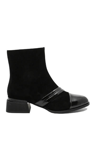 Imagine Botine înalte, negre, din piele întoarsă cu detalii din lac GOR2503