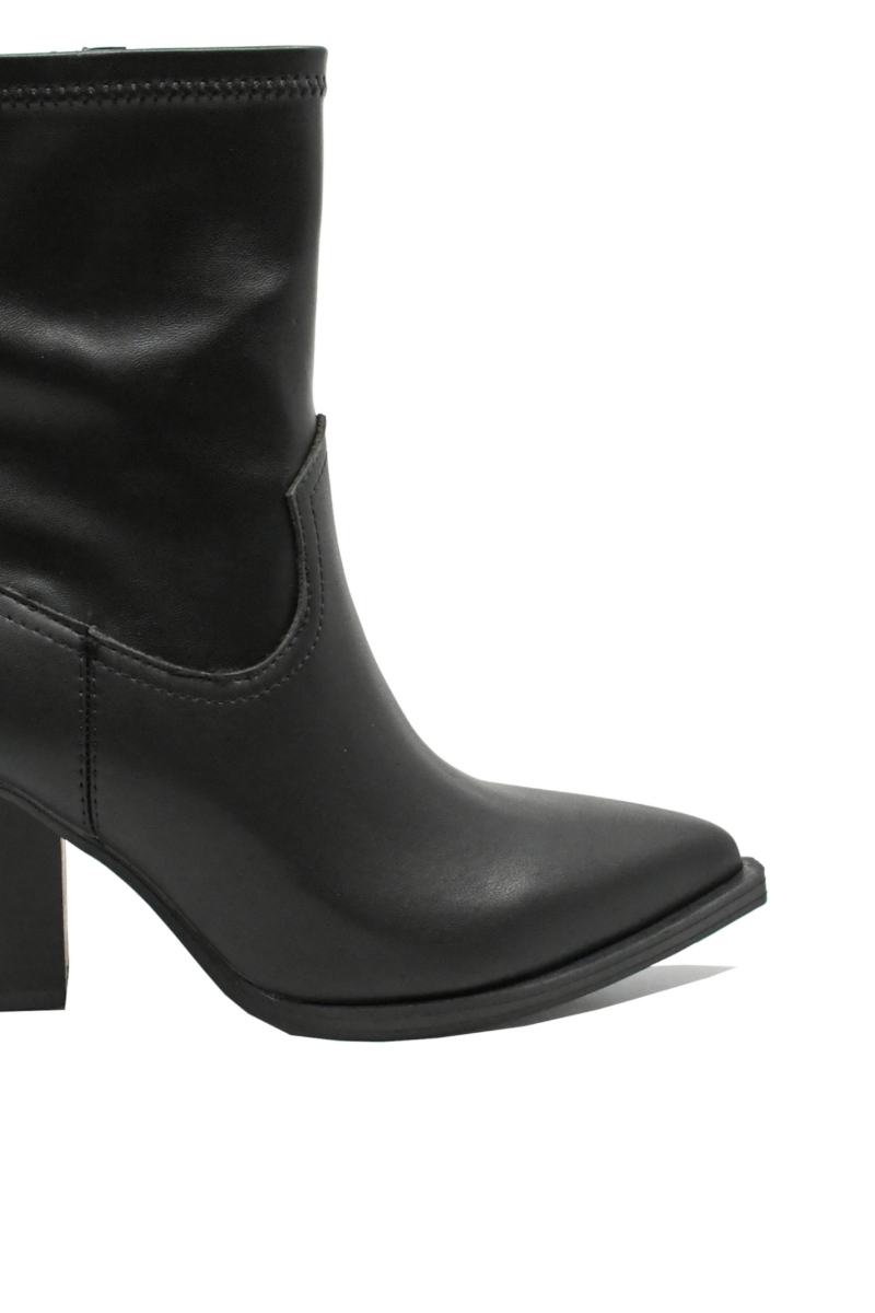 Imagine Ghete damă ciocate cu toc înalt, negre, din piele naturală GOR29802