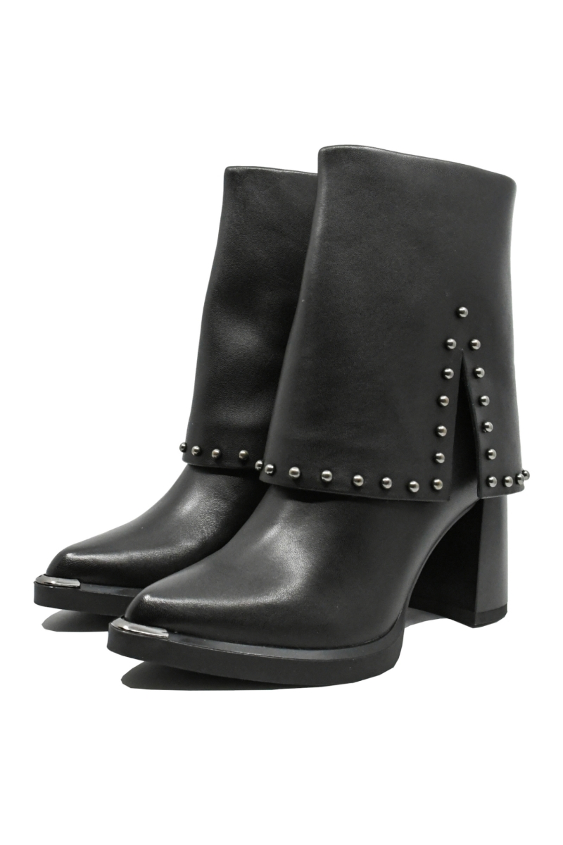 Imagine Ghete damă ciocate cu capse, negre, din piele naturală OTR1244