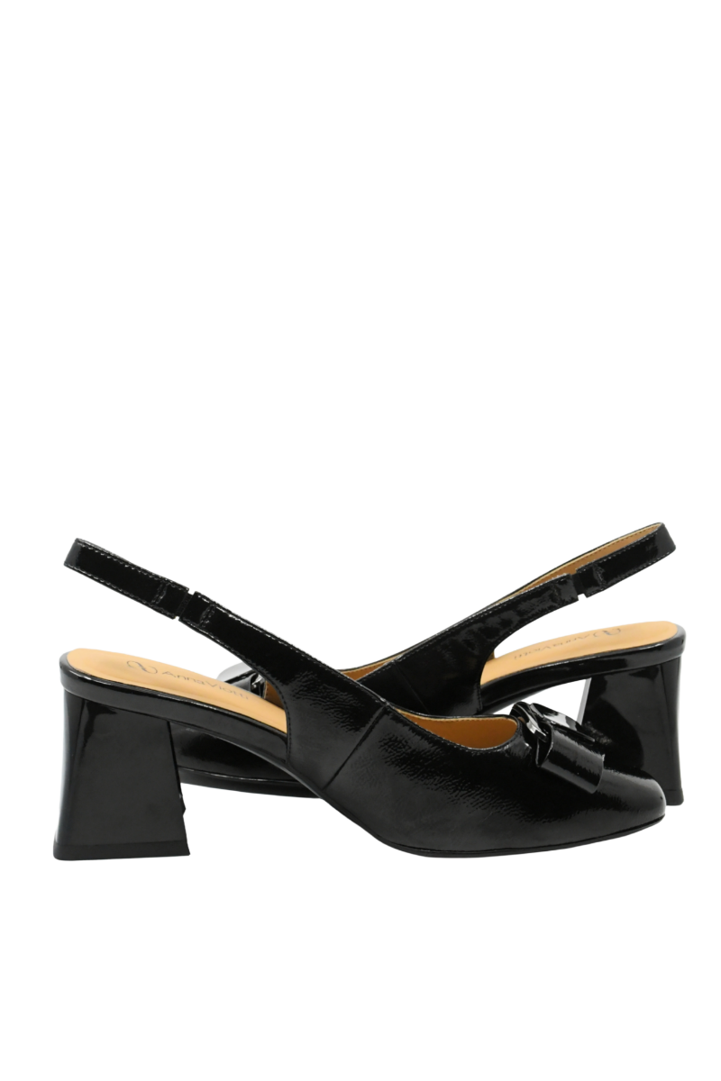 Imagine Pantofi decupați cu vârf pătrat și fundiță, negri din lac GOR6290