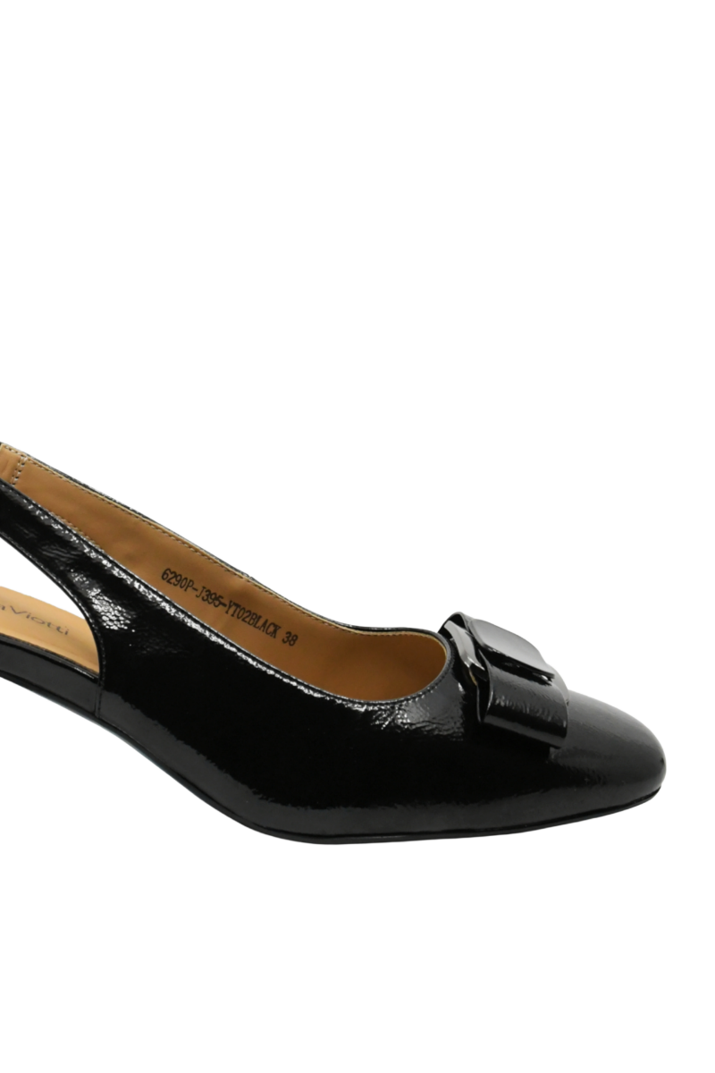 Imagine Pantofi decupați cu vârf pătrat și fundiță, negri din lac GOR6290