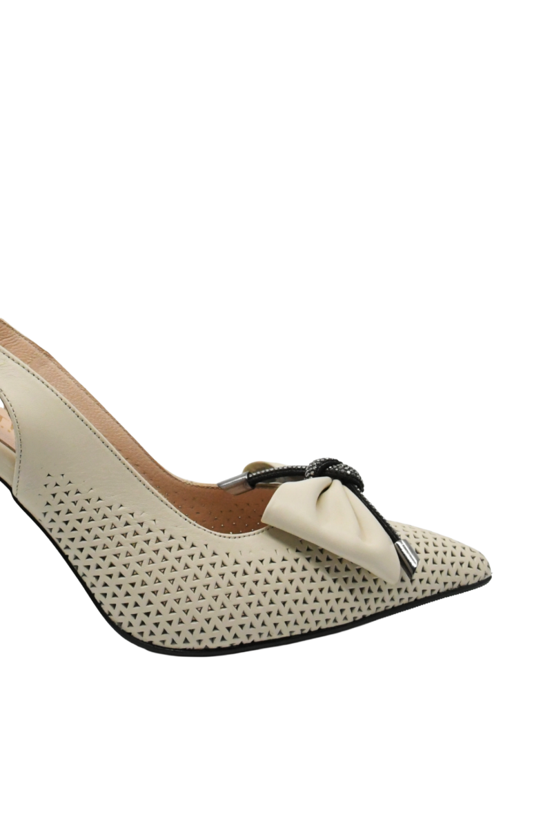 Imagine Pantofi decupați cu toc stiletto, bej, din piele naturală cu model perforat MIR933